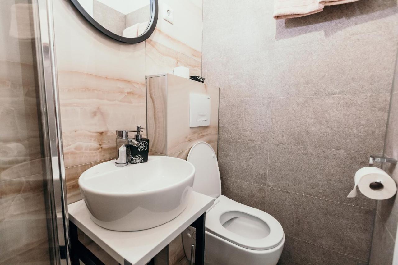 Old Town'S Nest Apartment ซาราเยโว ภายนอก รูปภาพ