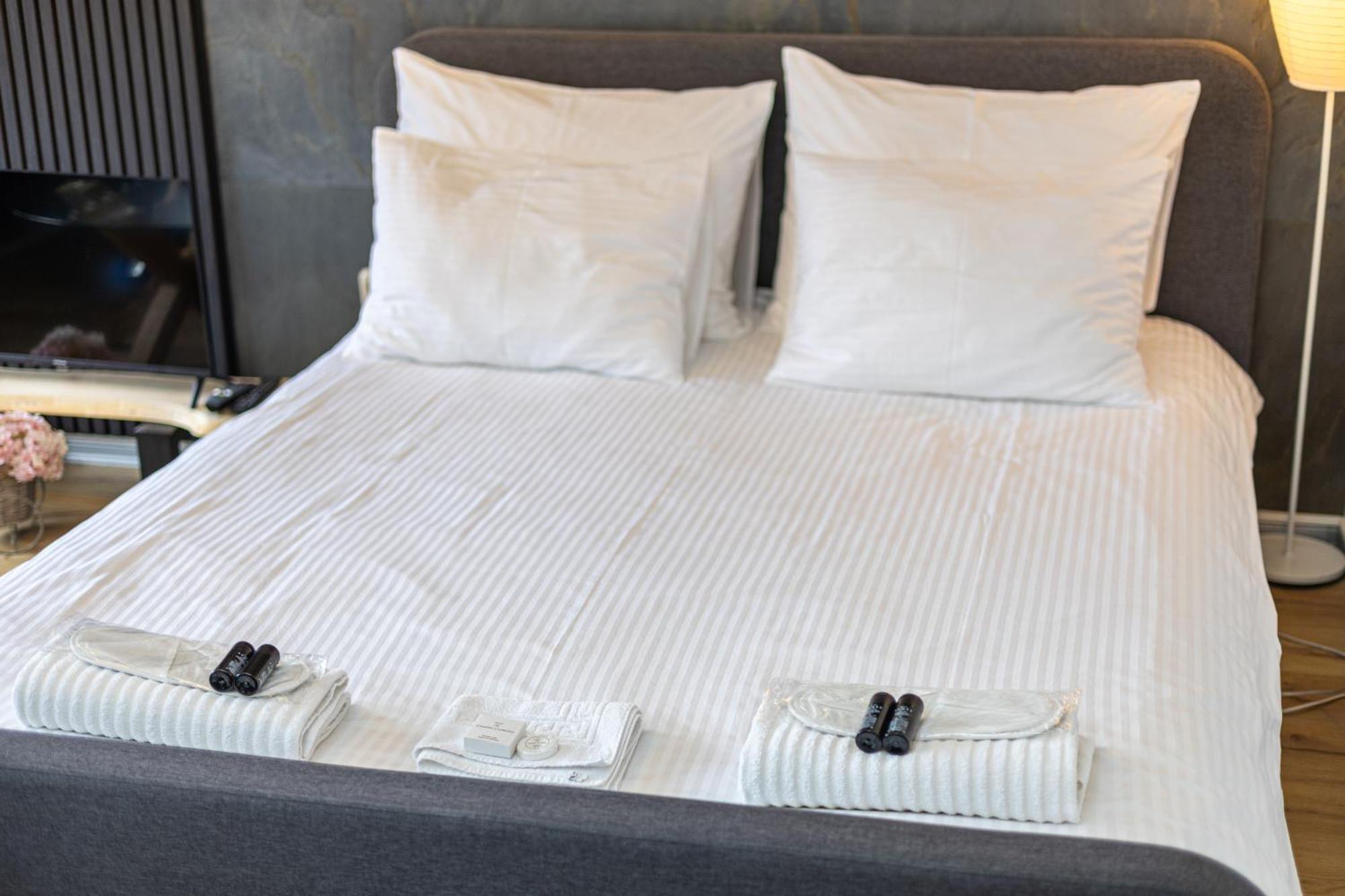 Old Town'S Nest Apartment ซาราเยโว ภายนอก รูปภาพ